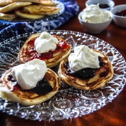 Pikelets With Jam & Cream