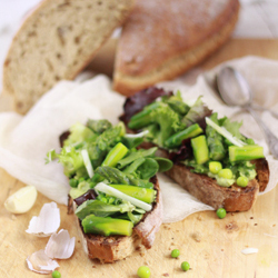 Bread with Green Vegetables