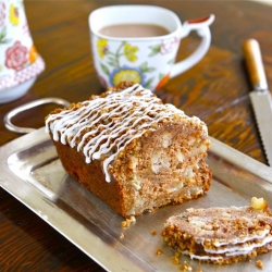 Greek Yogurt Apple Streusel Cake