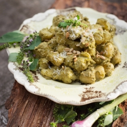 Creamy Avocado Pesto Gnocchi