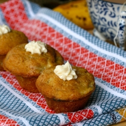 No-Butter Banana Bread Muffins