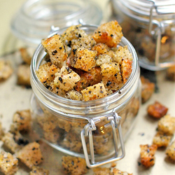 Nori Croutons