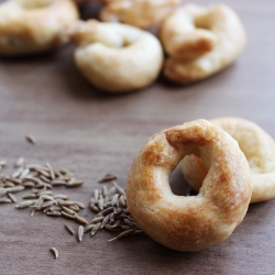 Italian Taralli with Fennel Seeds