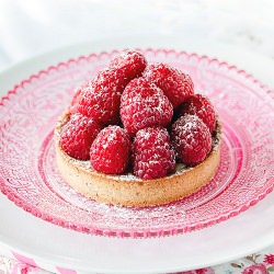 Raspberry and White Chocolate Tart