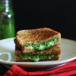 Grilled Cheese with Arugula Pesto