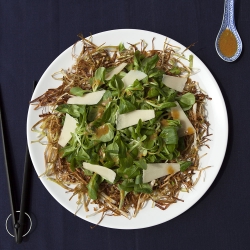 Valerian and Leek Crisp Salad