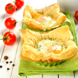 Stuffed Puff Pastry with Egg