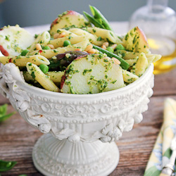 Penne with Arugula Pesto