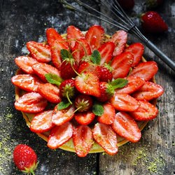 My Strawberry Tart with Pistachio