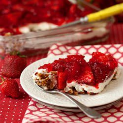 Strawberry Pretzel Salad