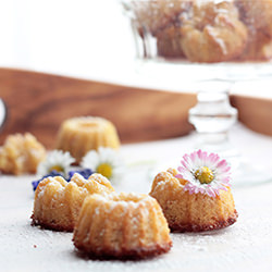 Honey Almond Mini Cakes