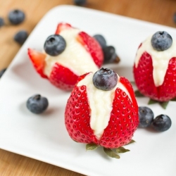 White Choc. Cheesecake Strawberries