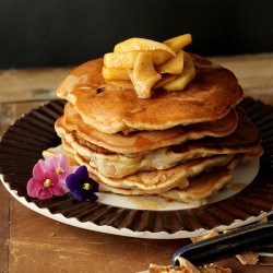 Pears and Honey Pancakes