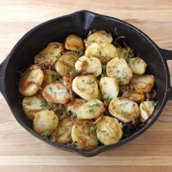 Schmaltz Potatoes Lyonnaise