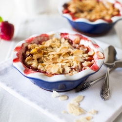 Strawberry Crumble