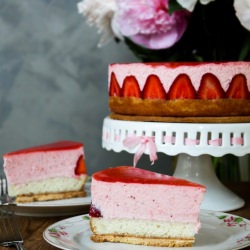 Strawberry Mousse Cake