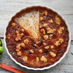 Apple and Rhubarb Crumble Tart