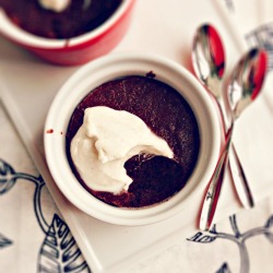 Flourless Banana-Chocolate Cakes