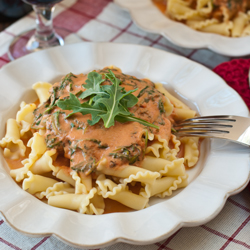 Pasta with Arugula Cream Sauce