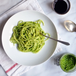 Spaghetti with Parsley Pesto