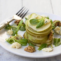 Pear Salad with Blue Cheese