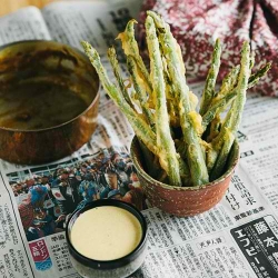 Asparagus Fries with Curry-Mayo Dip