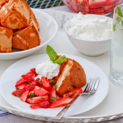 Grilled Angel Food Cake w/ Berries