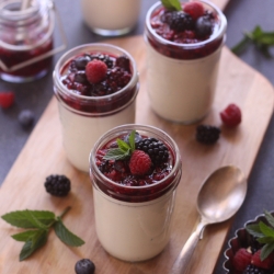 Vanilla Bean Panna Cotta w/ Berries