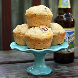 Cheddar Bacon Beer Bread Muffins