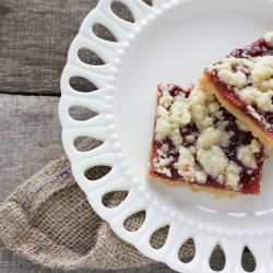 Raspberry Apricot Crumb Bars