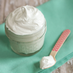 Homemade Marshmallow Fluff