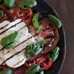 Heirloom Tomato Caprese Salad