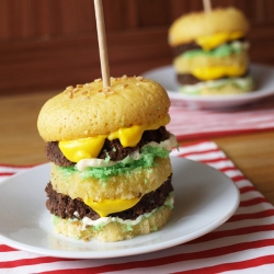 Big Mac Miniature Cakes