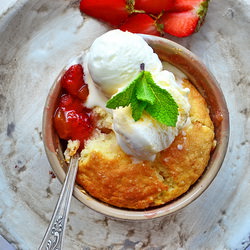 Strawberry Rhubarb Cobbler