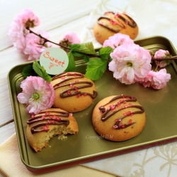 Strawberry Spread Cookies