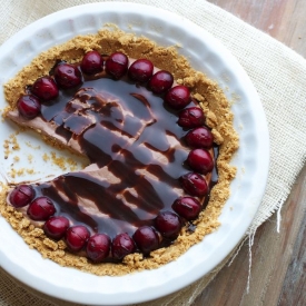 No-Bake Choco-Cherry Pie