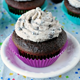 Chocolate Oreo Cupcakes