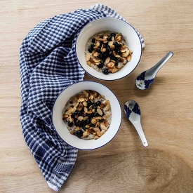 Oats With Blueberries & Almonds