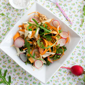 Green Spring Salad With Fresh Peas