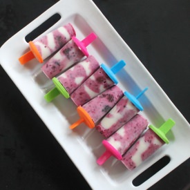 Blackberry & Yogurt Swirl Popsicles