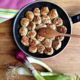 Veal Meatballs with Milk Sauce