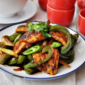 Turmeric & Soy Chicken Stir Fry