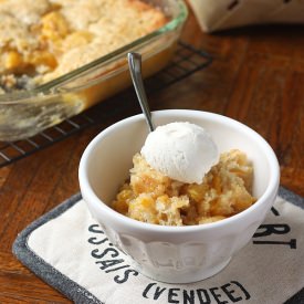 Easy Peach Cobbler