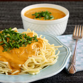 Red Pepper Basil Creamy Pesto