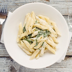 Spinach and Garlic Penne Pasta