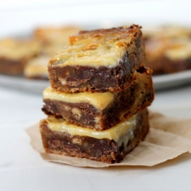 Gooey Chocolate Toffee Blondies