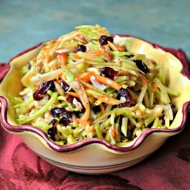 Sweet and Crunchy Broccoli Slaw