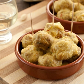 Albóndigas en Salsa de Almendras