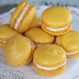 Vanilla French Macarons