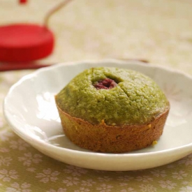 Matcha and Raspberry Friands